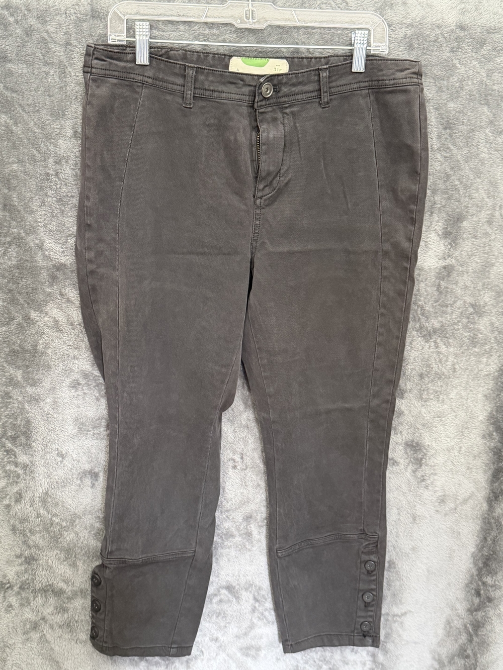 Anthropologie Women's Ankle Cropped Jeans in Charcoal